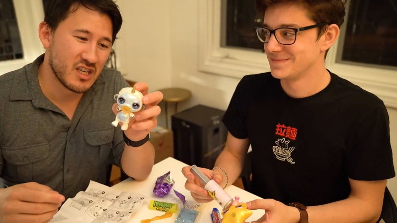 Poopsie Sparkly Critters (a slime surprise...)