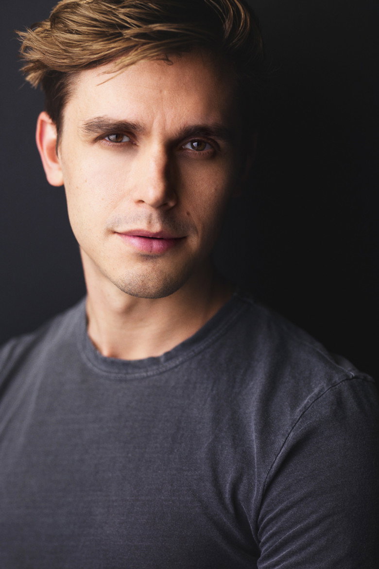 Antoni Porowski photo 3