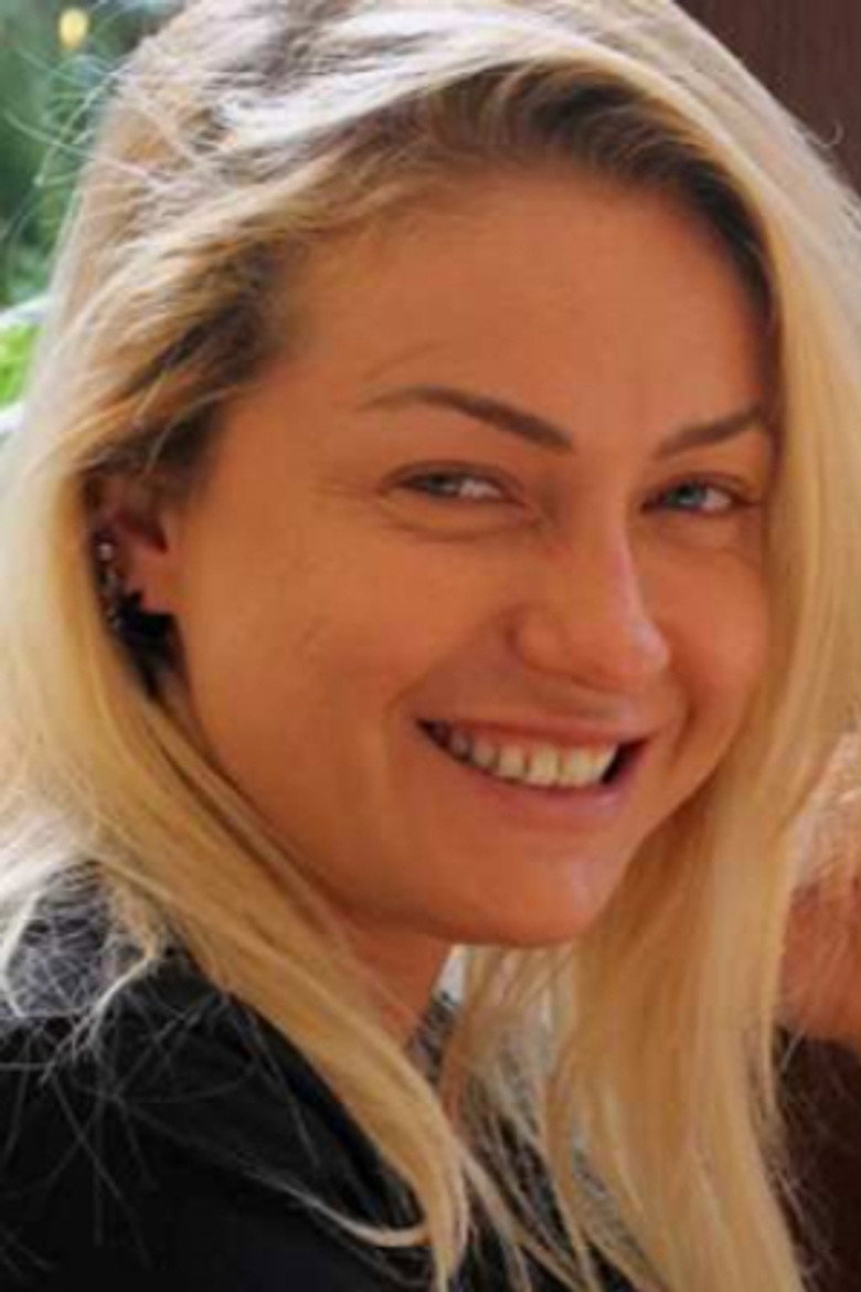 Yeliz Yeşilmen photo 2