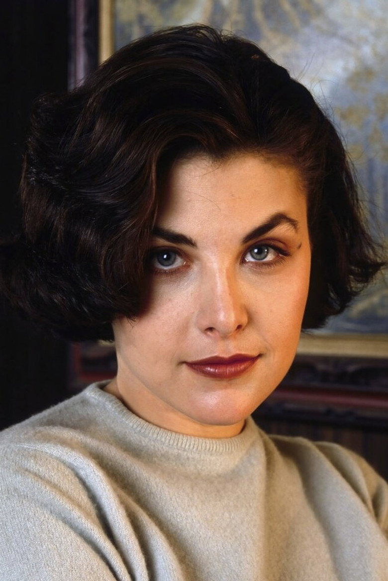 Sherilyn Fenn photo 3