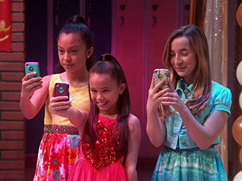 Still from Best Friends - Zu jeder Zeit - Season 2 Episode 2