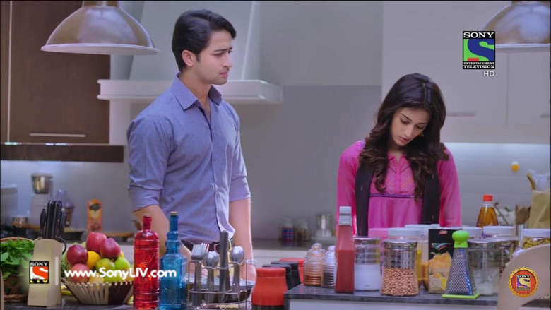 Still image for Kuch Rang Pyar Ke Aise Bhi season 1 episode 11: Sonakashi Accepts The Job Still image for Kuch Rang Pyar Ke Aise Bhi season 1 episode 11: Sonakashi Accepts The Job