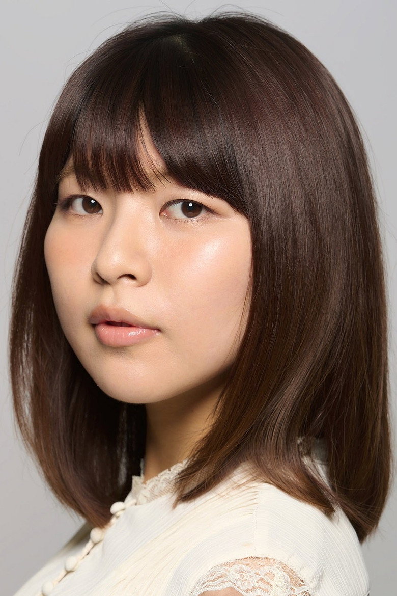 Ayumi Aizawa portrait