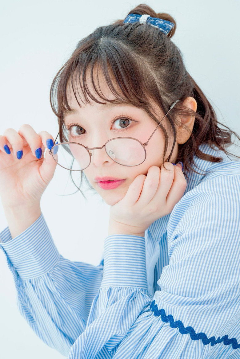 Momoyo Koyama photo 11