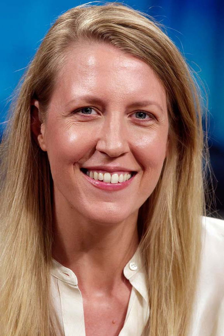 Elisabeth Raether portrait image