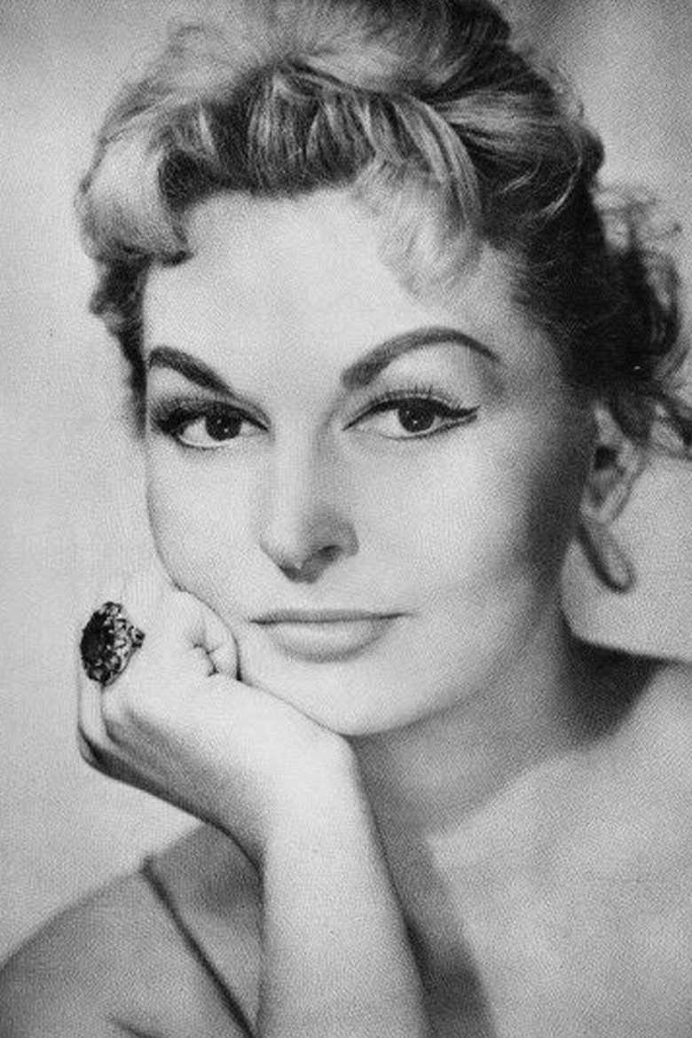 Lale Oraloğlu photo 3