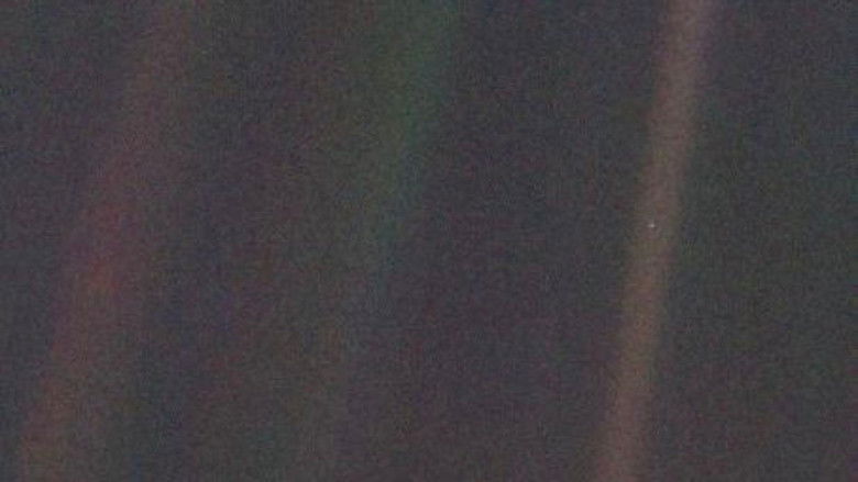 Image d'arrière-plan 5 du film Voyager : aux confins du système solaire