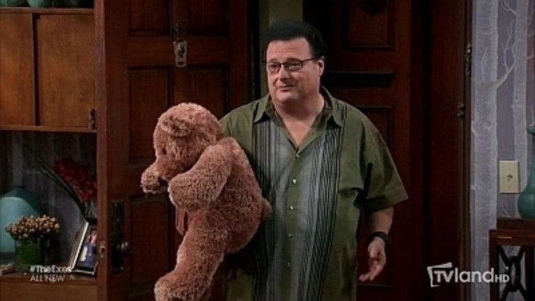 Still from The Exes - Season 4 Episode 4