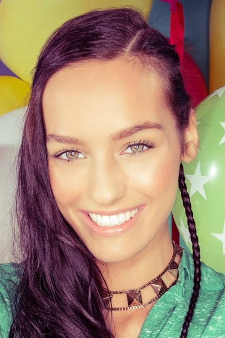 Jülide Ürküt portrait image