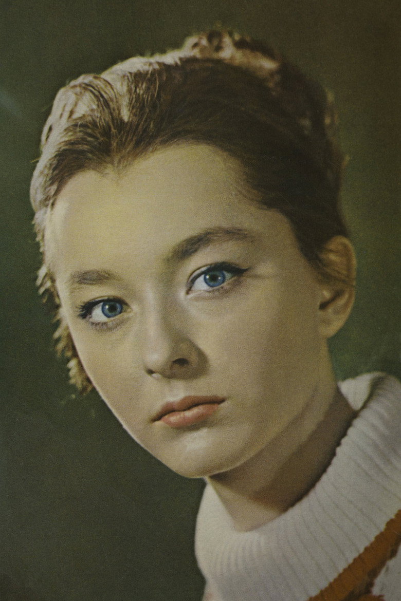 Anastasiya Vertinskaya photo 5