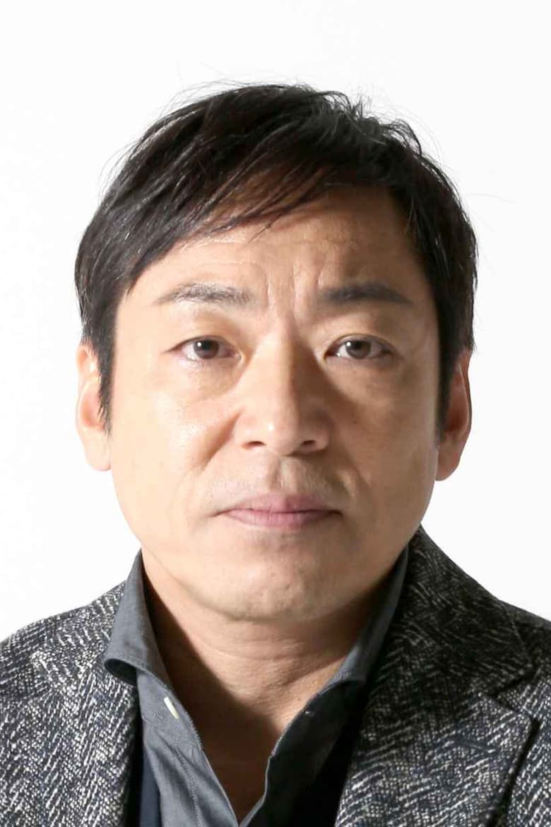 Teruyuki Kagawa headshot