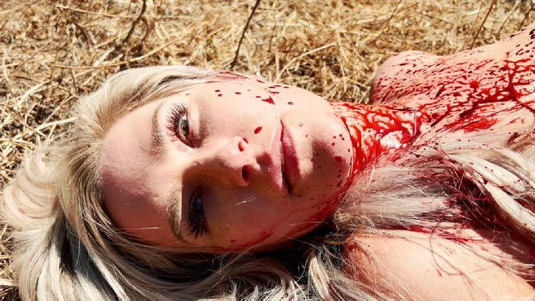 Image d'arrière-plan 2 du film Feral Female