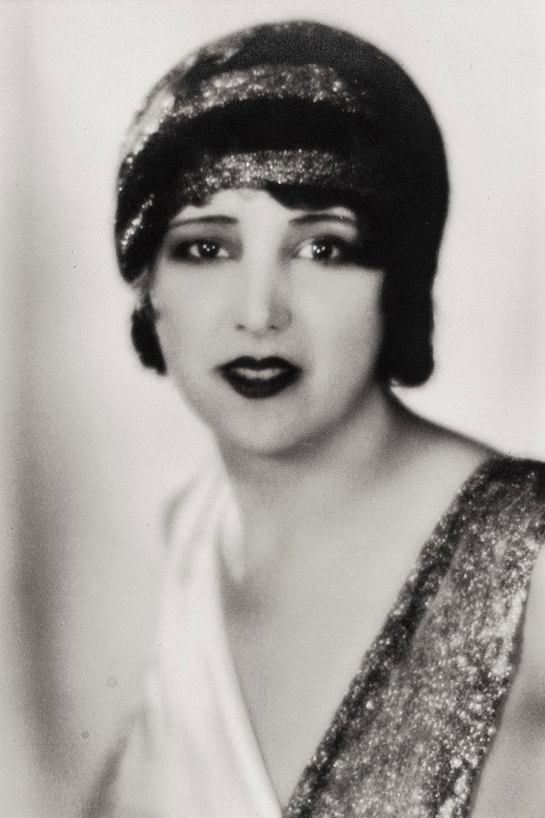 Estelle Taylor photo 3