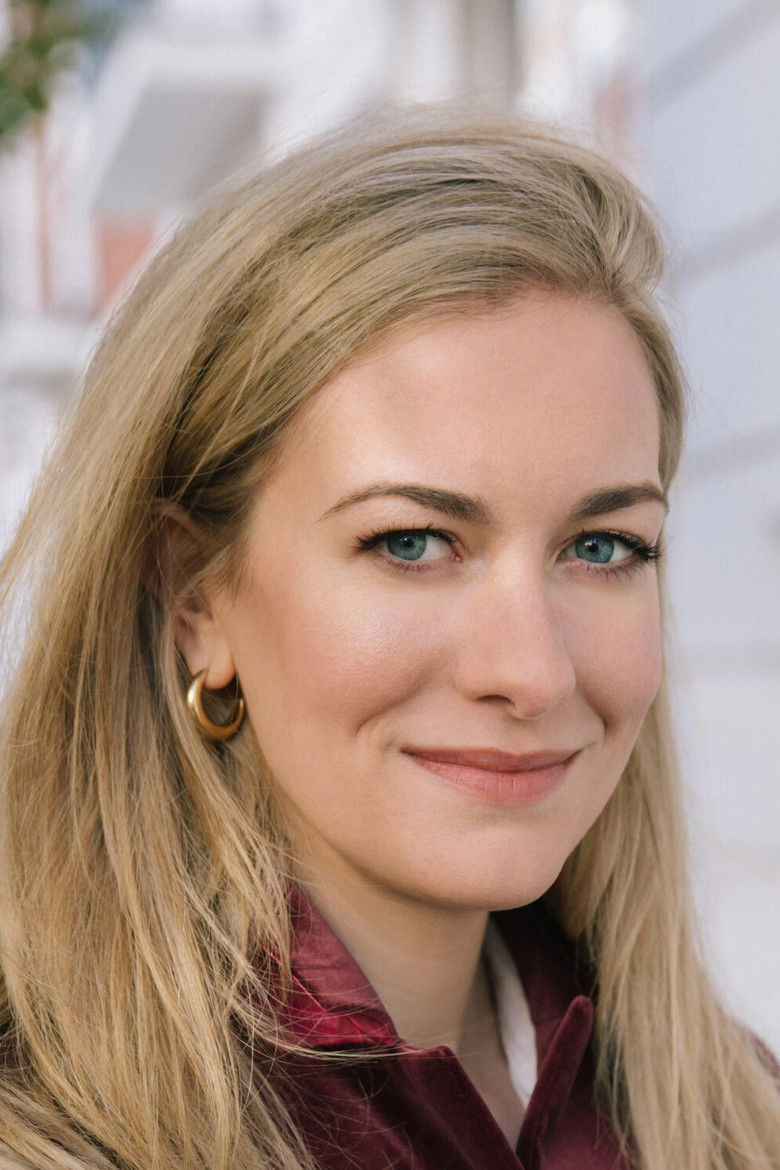 Lucy Fisher portrait image