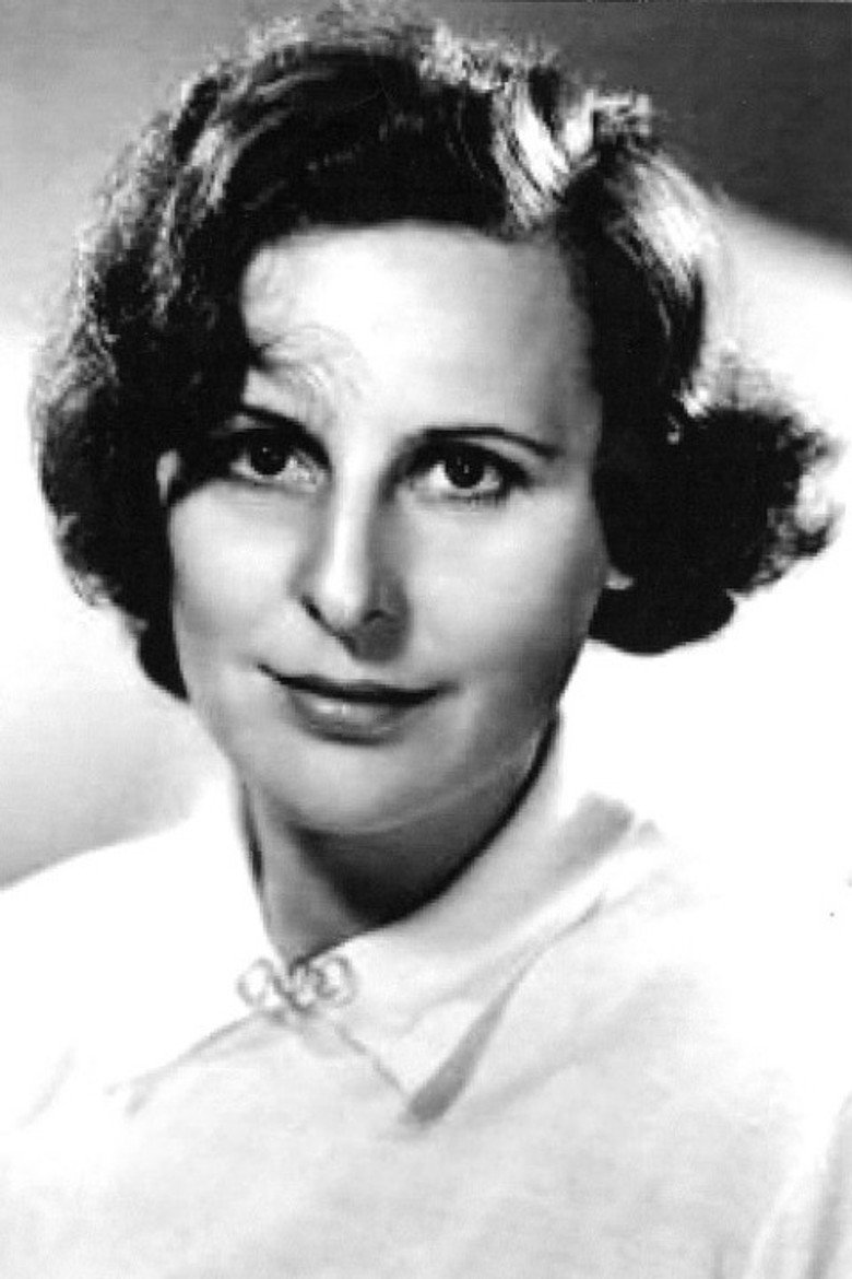 Leni Riefenstahl photo