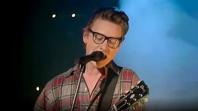 Top of the Pops S30E18 still