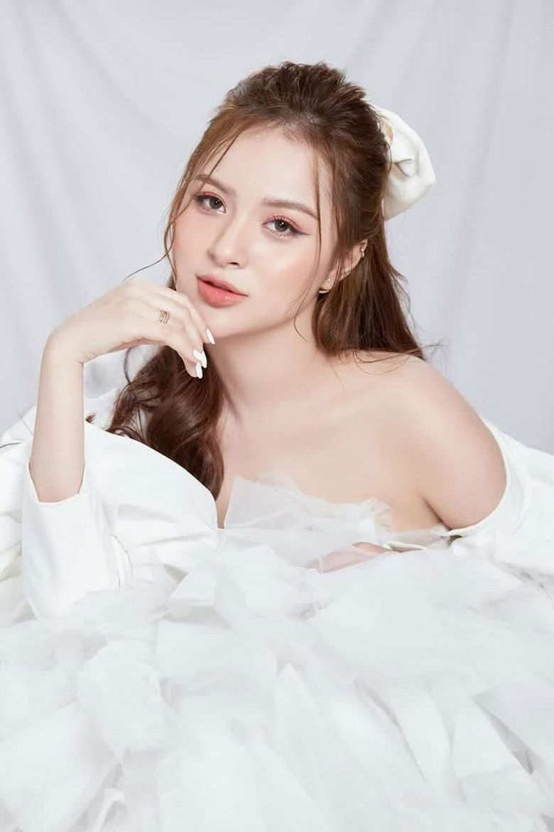 Nguyễn Ngọc Anh portrait image