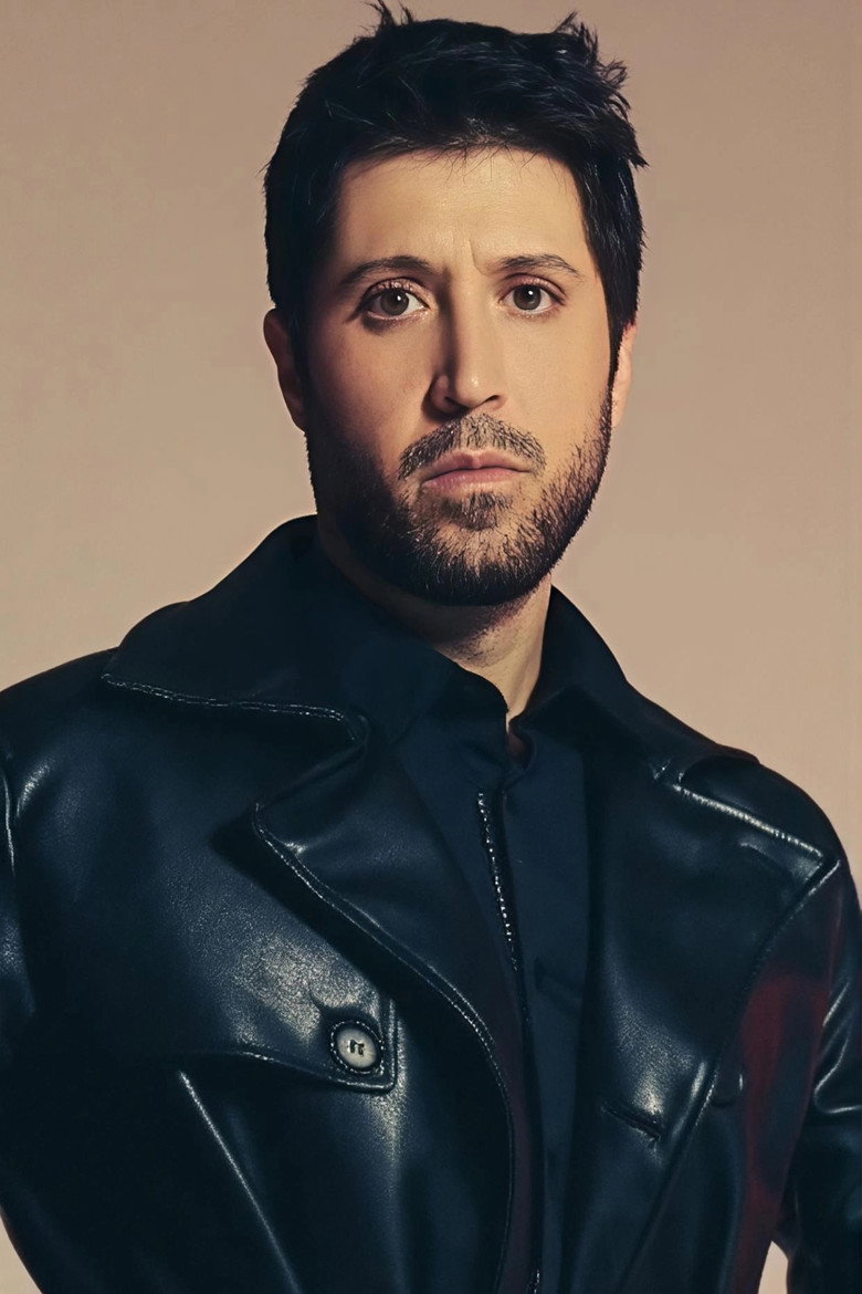 TNK portrait