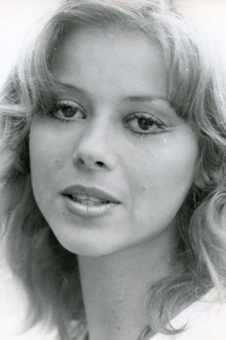 Martine Kelly photo 3