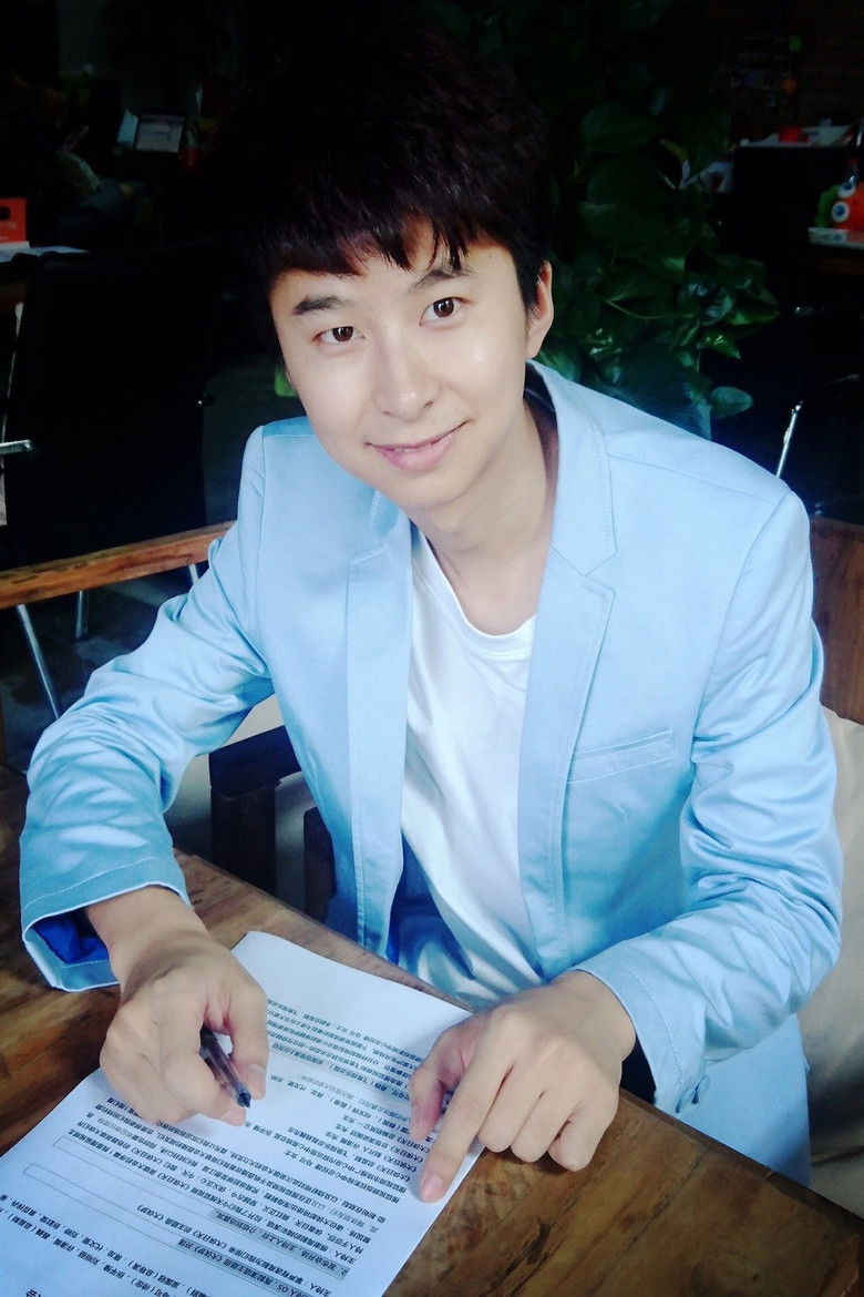 Jia Li Yi portrait image