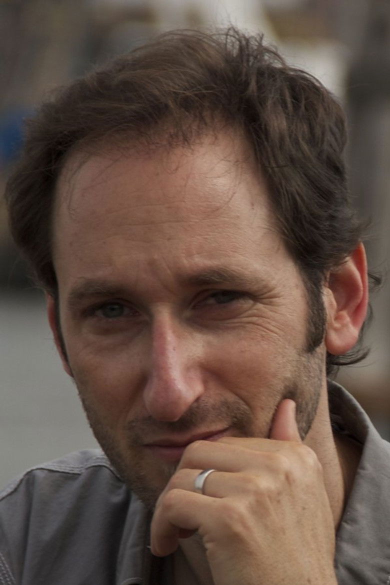 Andrew Gross portrait image