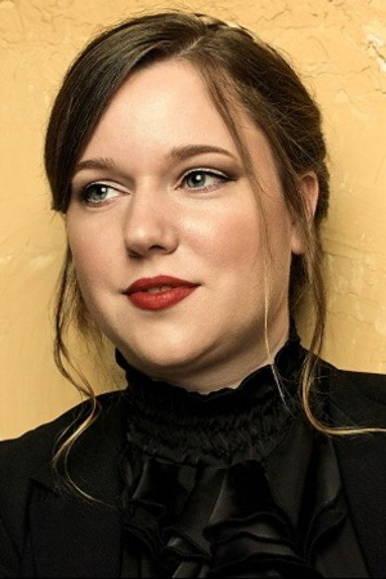 Anne Kathrin Dern portrait image