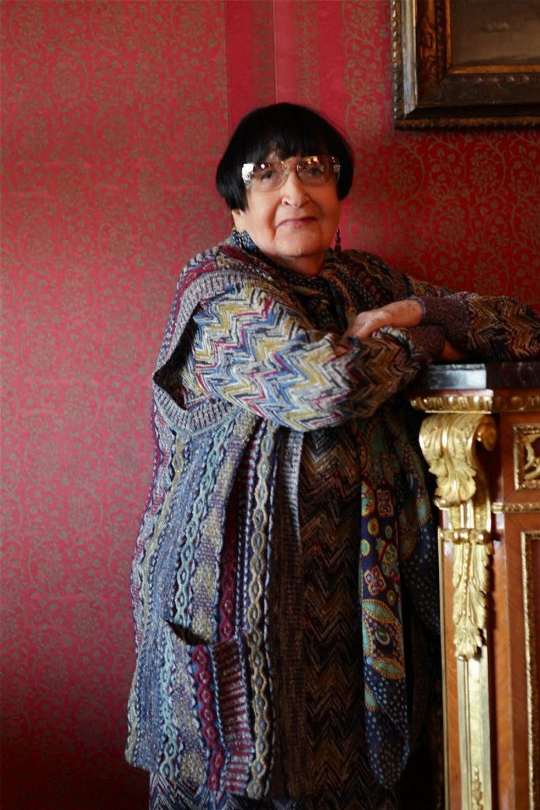 Lucia Mirisola portrait image