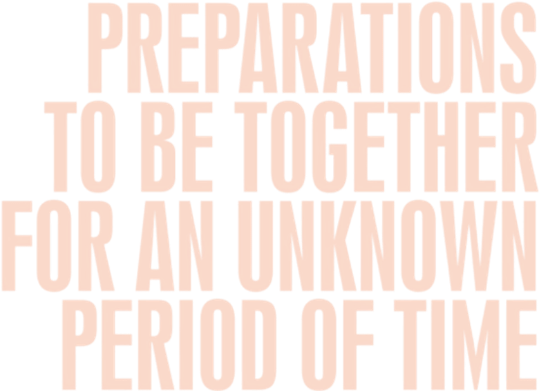 Imagen de Preparativos para estar juntos un periodo de tiempo desconocido