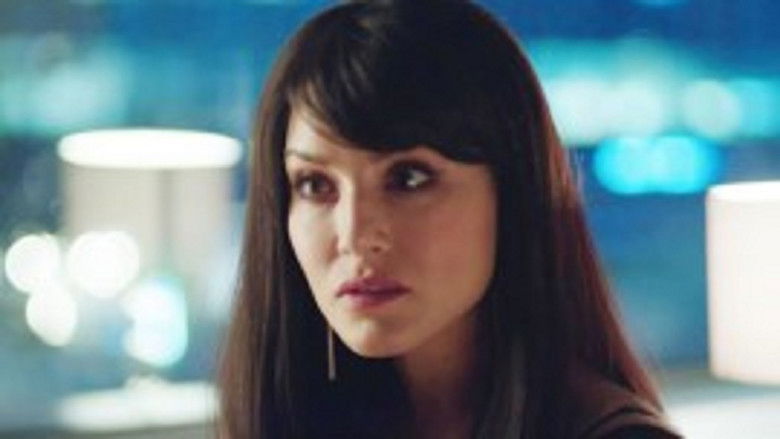 Karenjit Kaur Untold Story of Sunny Leone E10 Download 