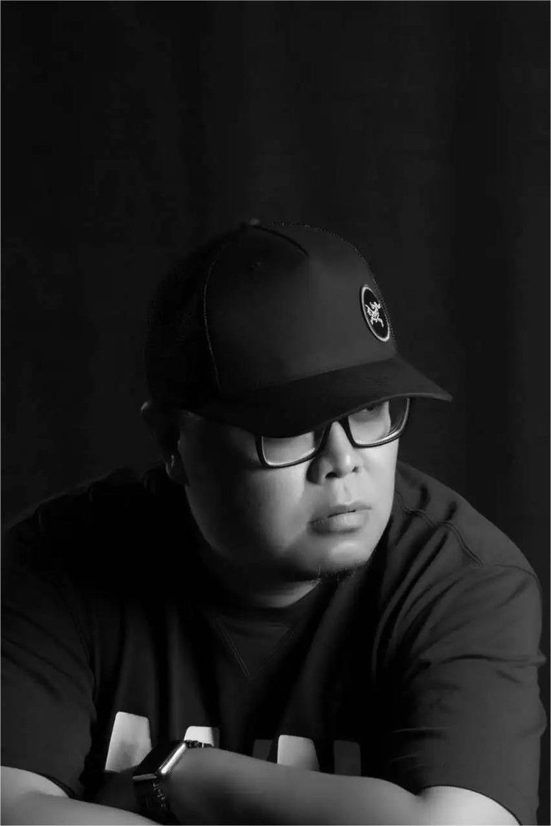 甄煜飞 portrait image