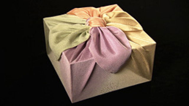 Still image for DESIGN TALKS season 1 episode 17: Wrapping Still image for DESIGN TALKS season 1 episode 17: Wrapping