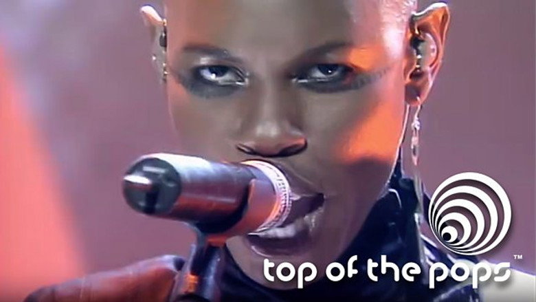 Top of the Pops S36E31 still