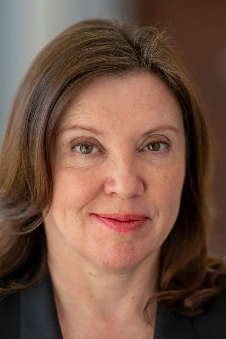 Rachel de Souza portrait
