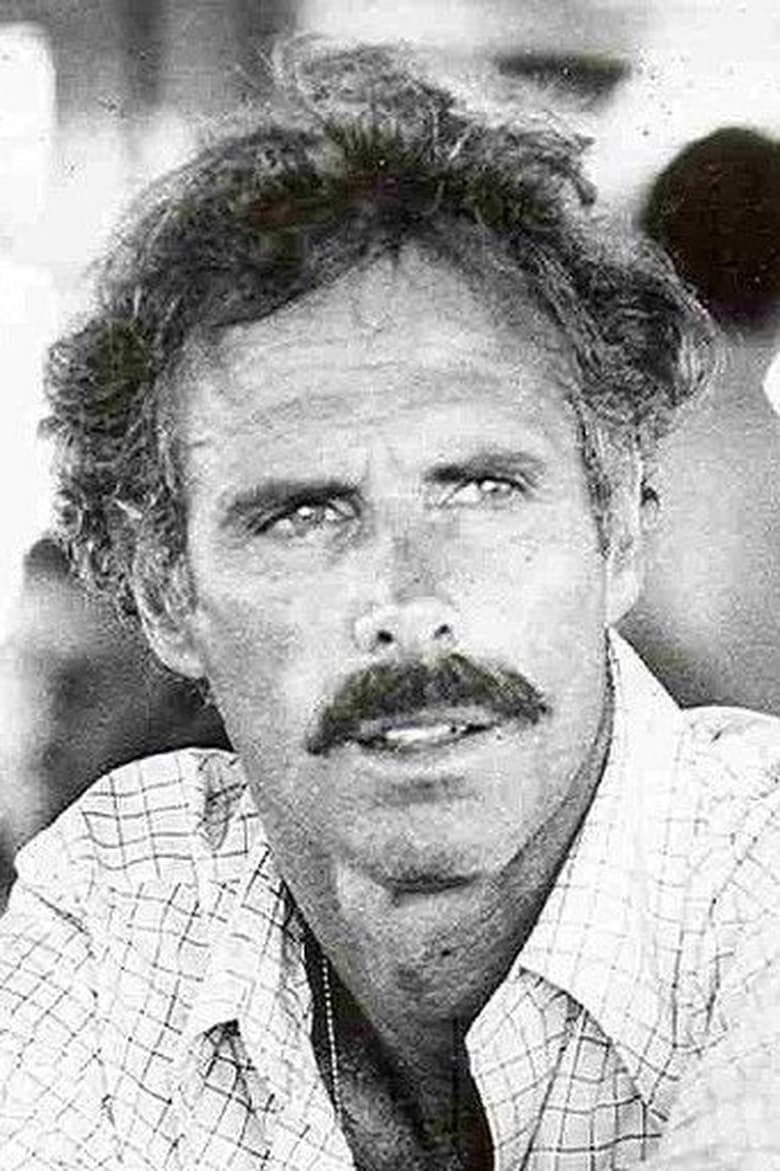 Bruce Dern headshot