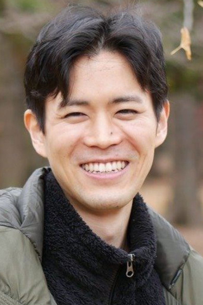 Luke Asuka Okamoto portrait image