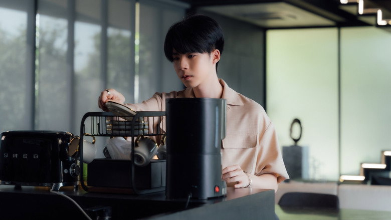 Still from 穿越天际靠近你 - 第 1 集 7
