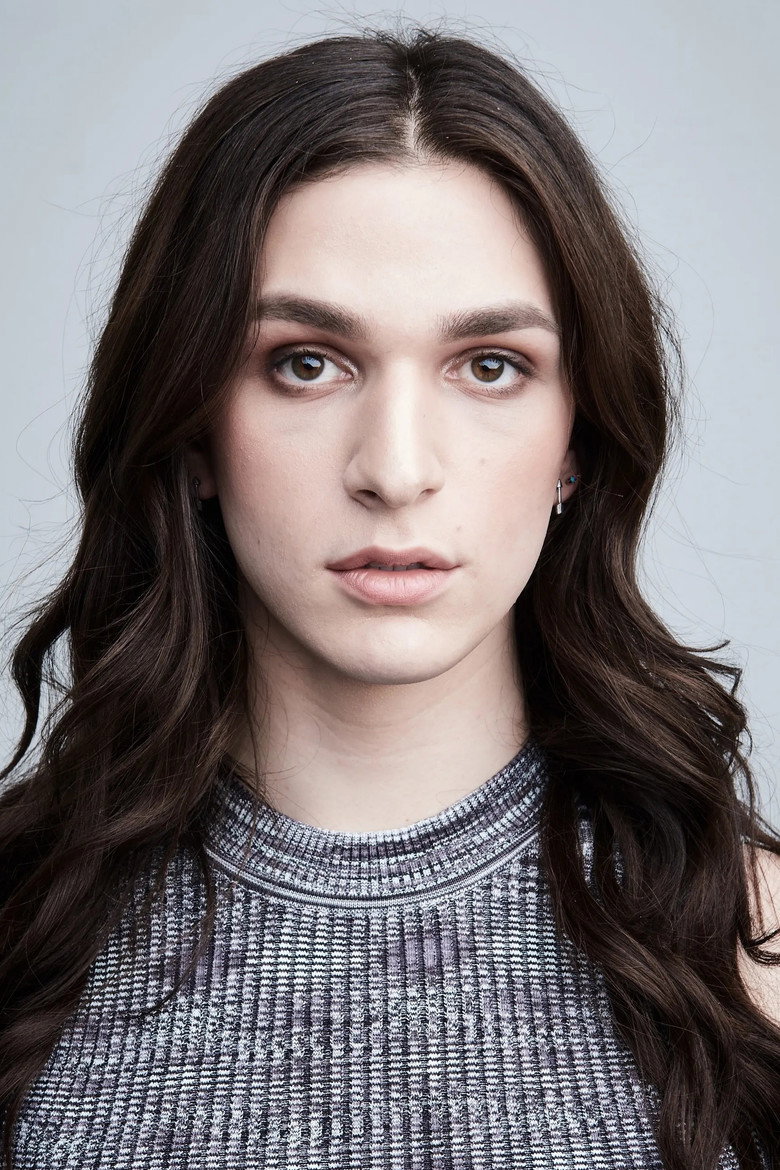 Eve Lindley photo 4