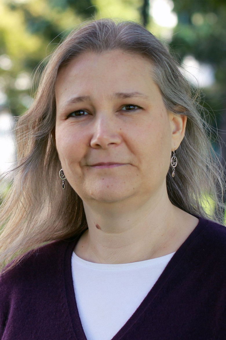 Amy Hennig portrait image