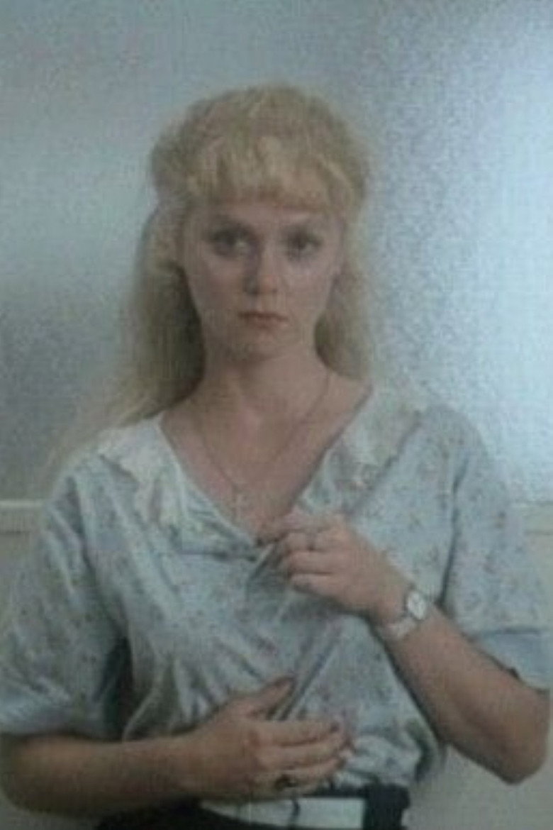 Wendy Lyon photo 7