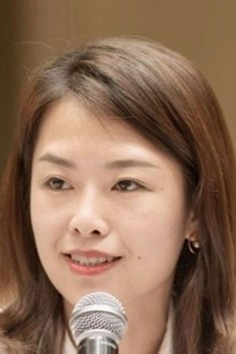 Ren Xu portrait image