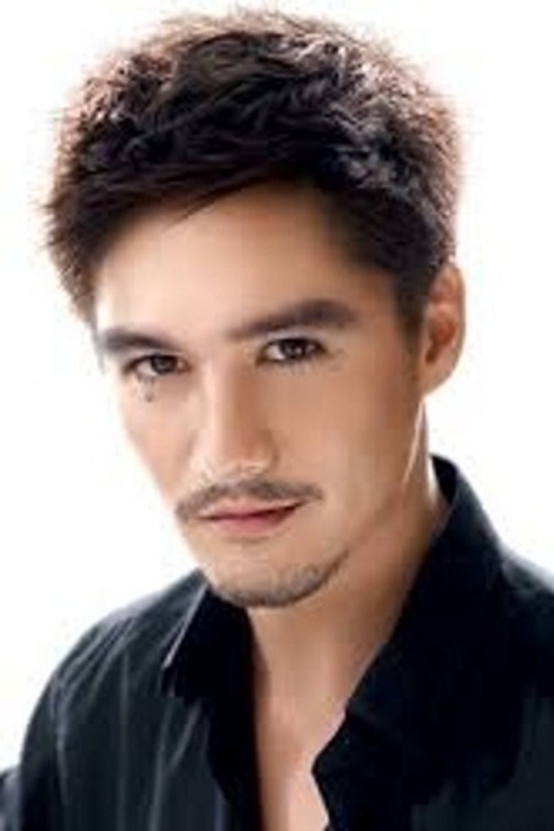 Ananda Everingham