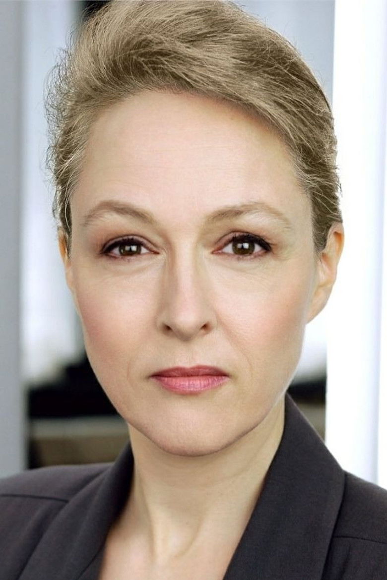 Stacey Scotte portrait image