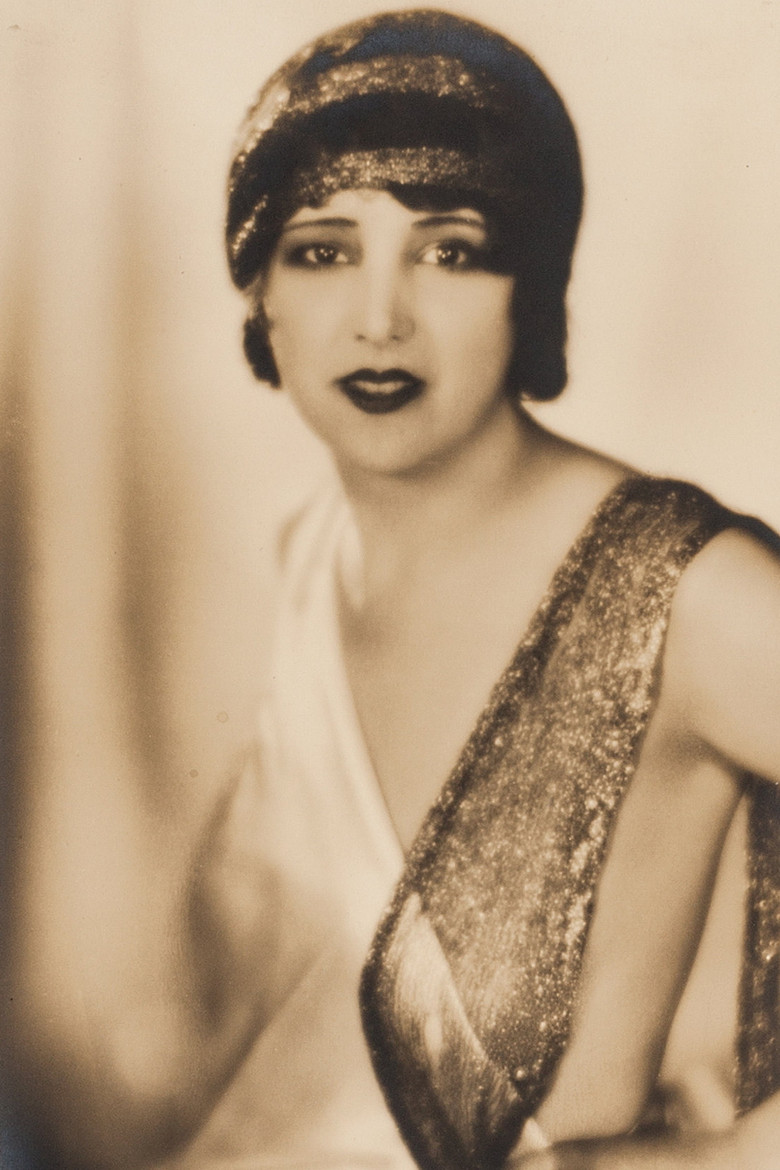 Estelle Taylor photo 2