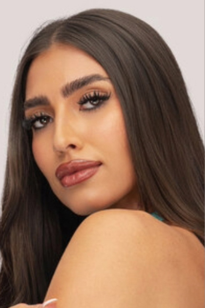 Parmida Keshani portrait