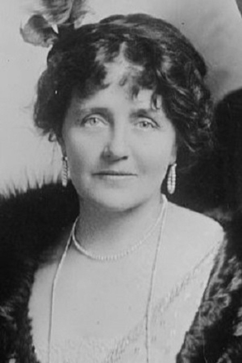 Eva Moore photo 3