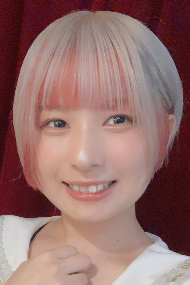 Mina Katahira photo 3