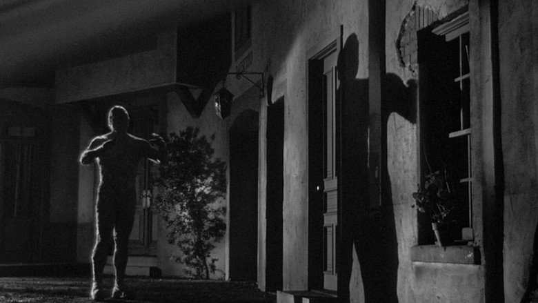 Image d'arrière-plan 4 du film Curse of the Faceless Man