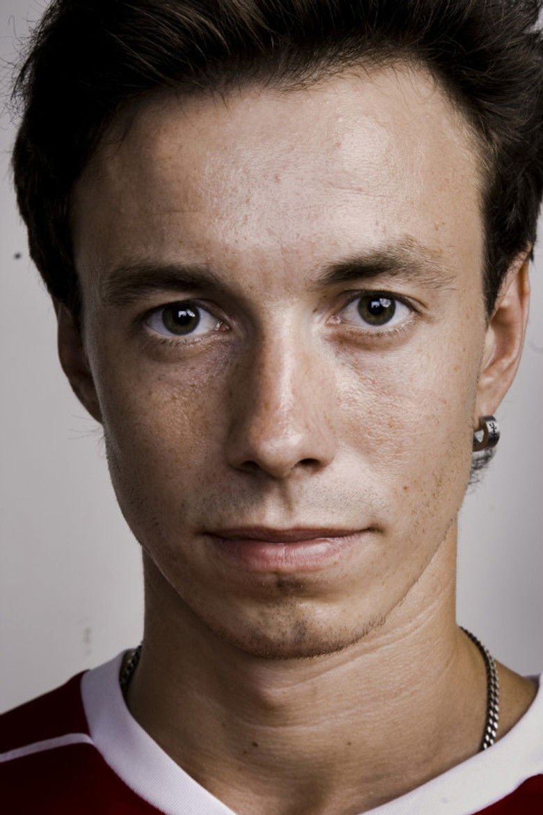 Михаил Калашников portrait image