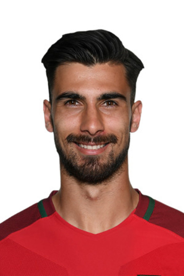 André Gomes portrait