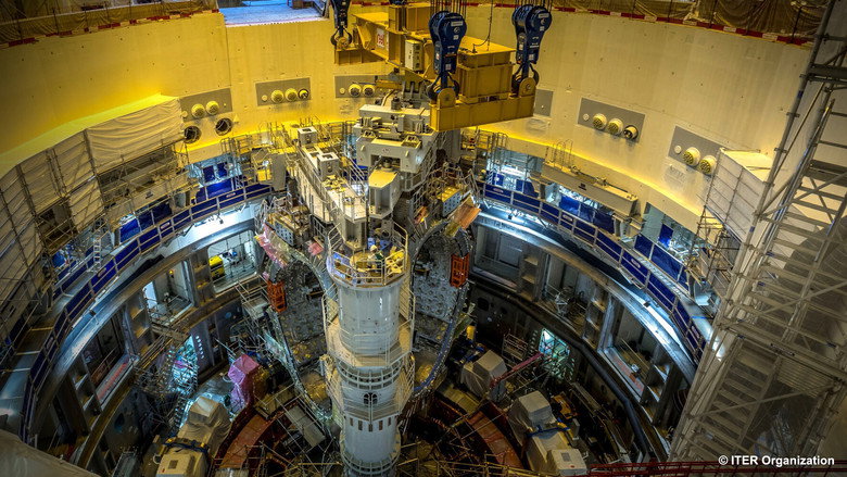 Imatge de Building the Sun: The World's Largest Fusion Project